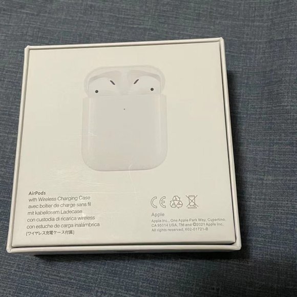 Apple AirPods 2nd - Picture 3 of 5